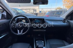 MERCEDES-BENZ EQA 350 4MATIC