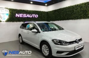 Volkswagen Golf Advance 1.0 TSI Variant
