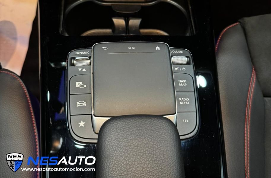 MERCEDES-BENZ Clase A 250 e 218 CV 8G-DCT AMG Line