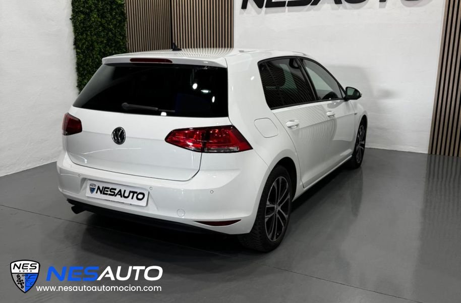 VOLKSWAGEN Golf Advance 1.6 TDI BMT