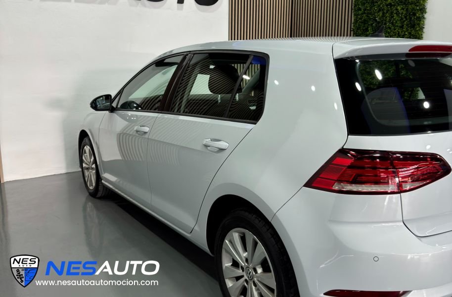 VOLKSWAGEN Golf Advance 1.6 TDI BMT