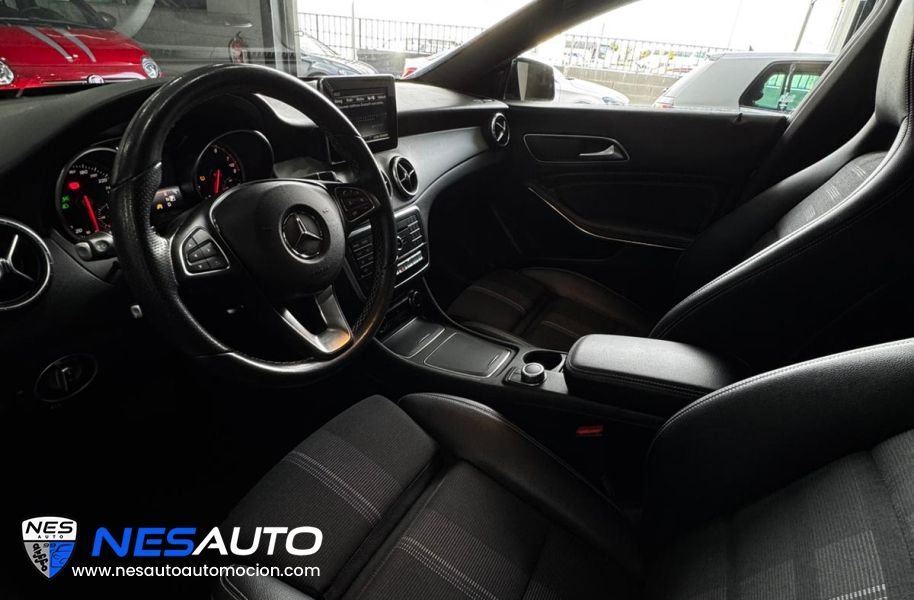 Mercedes CLA 180 7G-DCT Urban