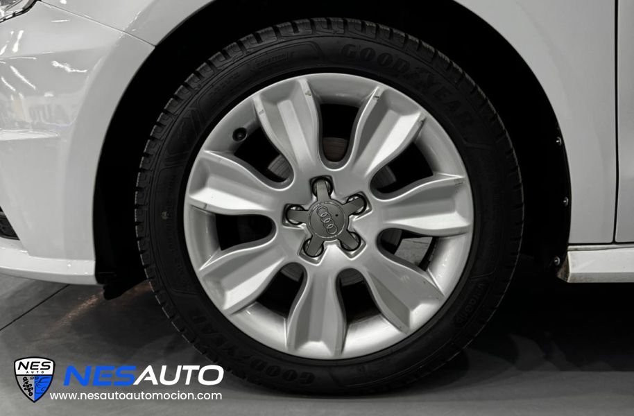 Audi A1 Sportback 1.0 TFSI S-LINE