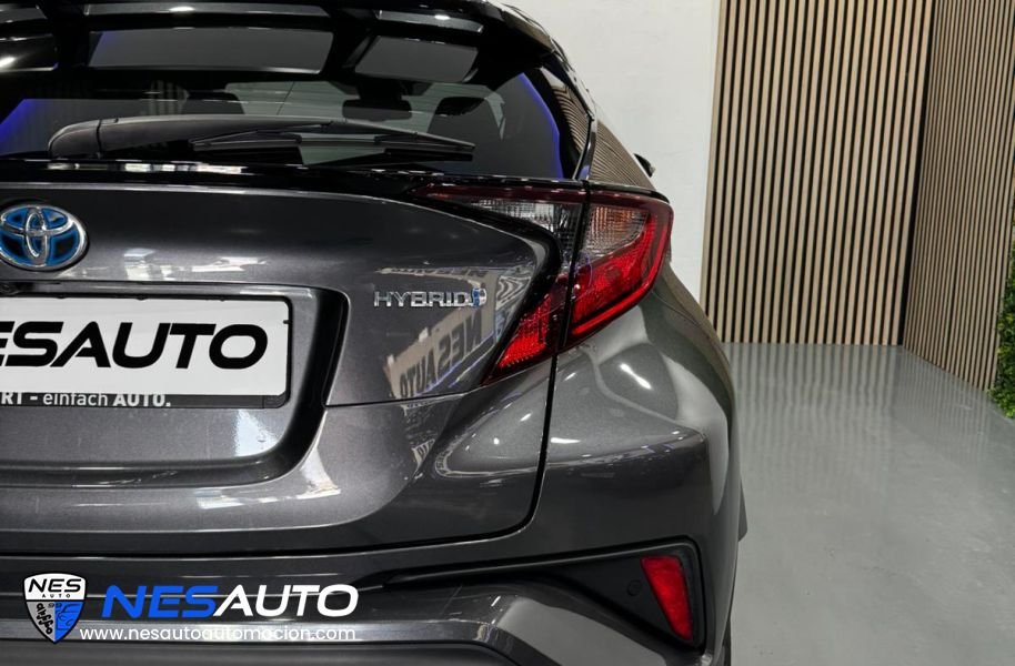 Toyota C-HR 2.0 Hybrid