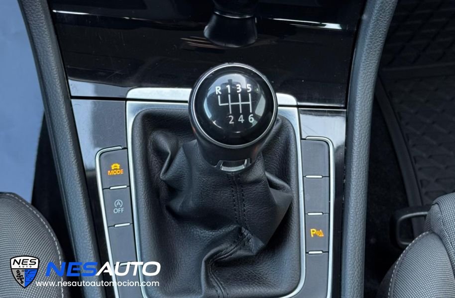 Volkswagen Golf VII 1.4 TSI R-LINE