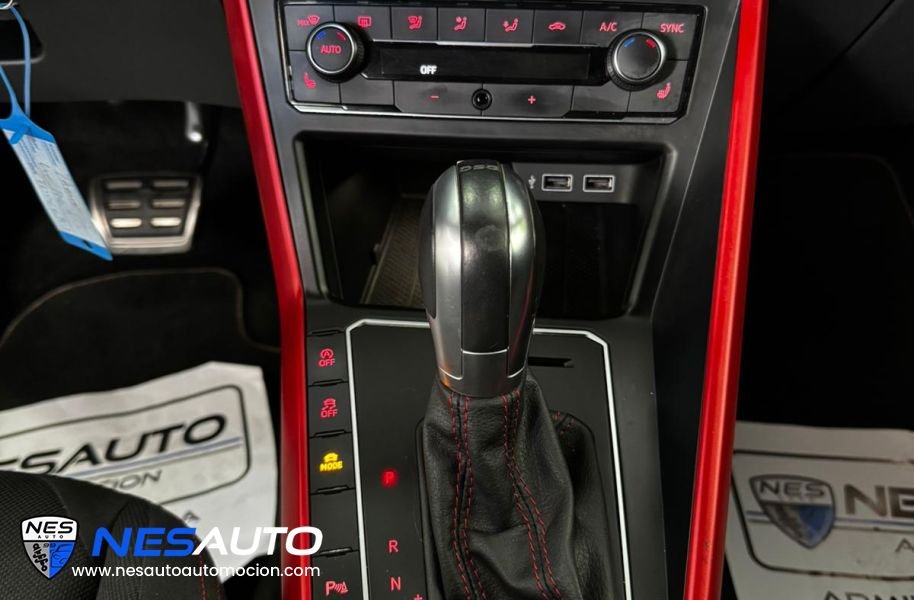 Volkswagen Polo GTI 2.0 TSI 200cv DSG 6 vel.