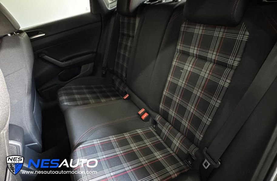 Volkswagen Polo GTI 2.0 TSI 200cv DSG 6 vel.