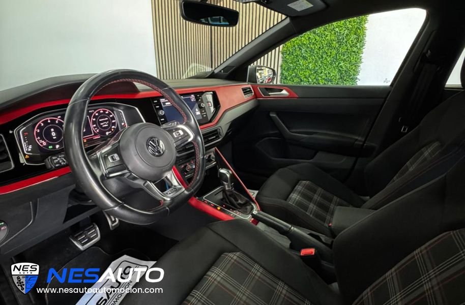 Volkswagen Polo GTI 2.0 TSI 200cv DSG 6 vel.