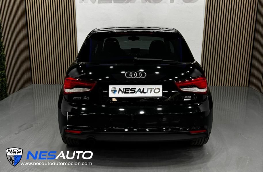 Audi A1 1.0 TFSI 95cv Attraction