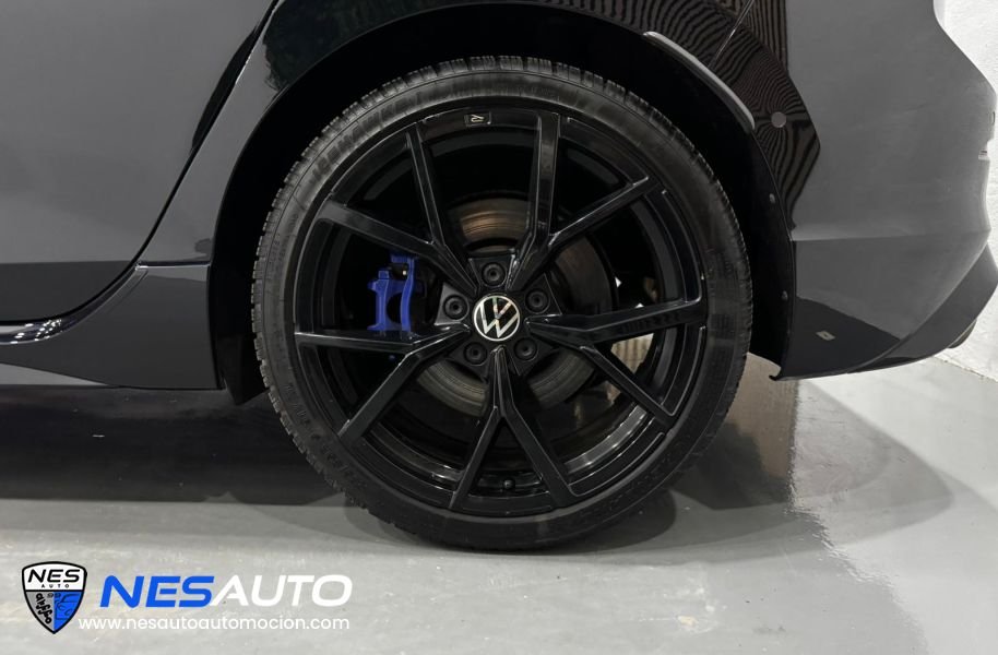 Golf 8 R 2.0 TSI 320 CV DSG 4Motion