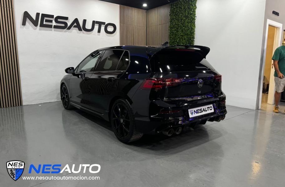 Golf 8 R 2.0 TSI 320 CV DSG 4Motion