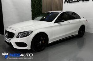 MERCEDES BENZ  C220d