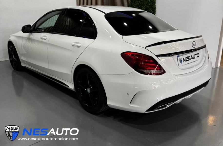 MERCEDES BENZ C220d