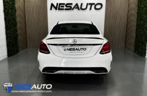 MERCEDES BENZ  C220d