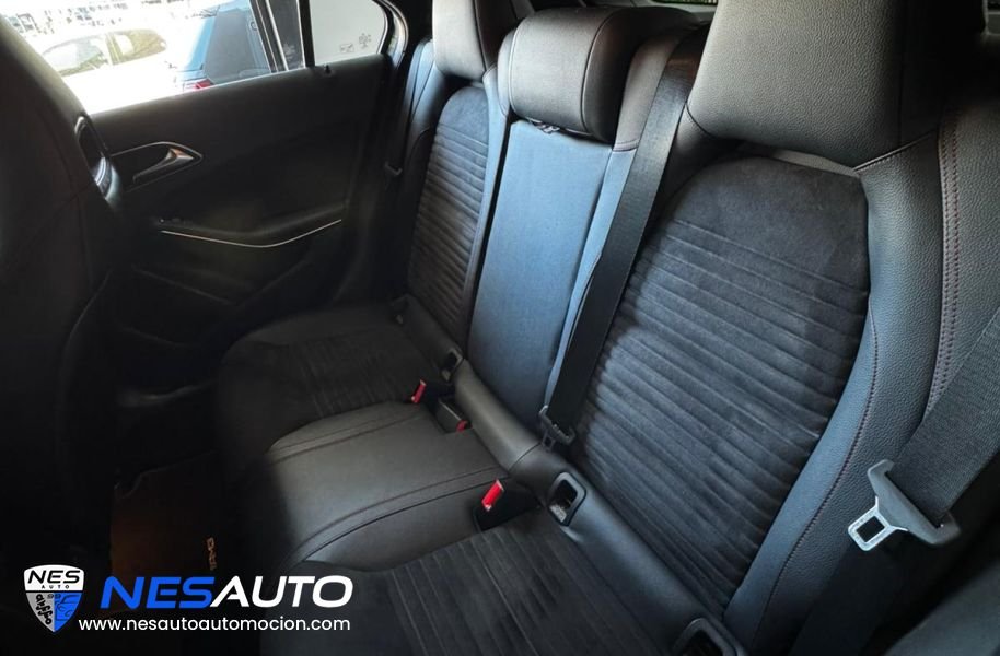 MERCEDES BENZ CLASE A200 AMG LINE