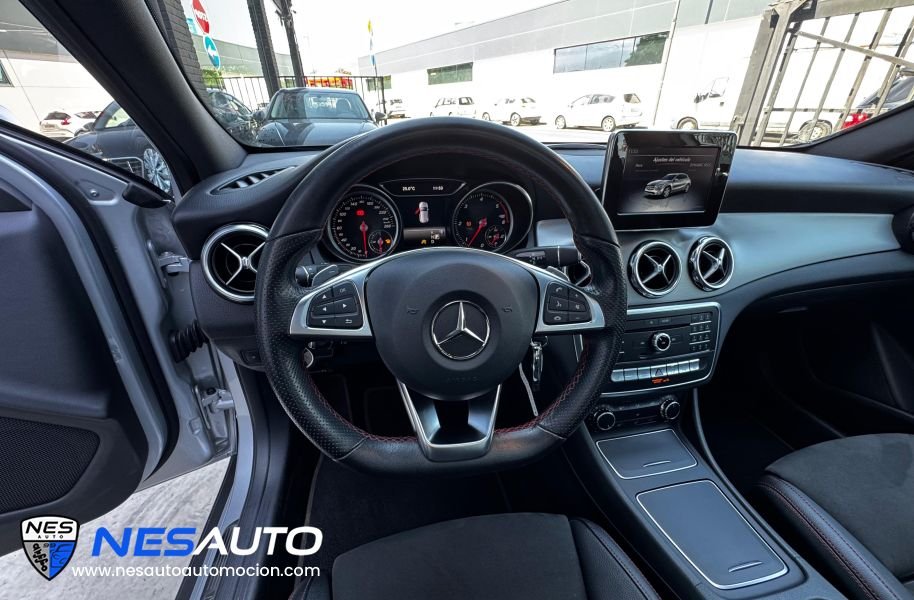 Mercedes-Benz GLA 200 d 7G-DCT AMG Line