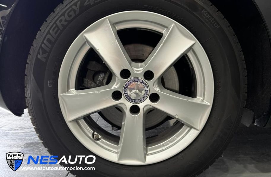 Mercedes Benz A 200 7G DCT Progressive