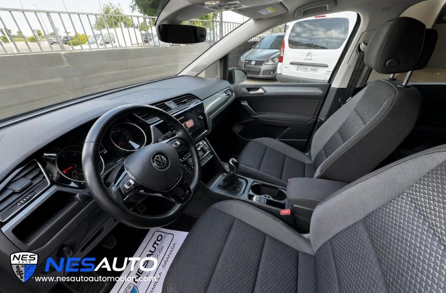VOLKSWAGEN TOURAN 2.0TDI