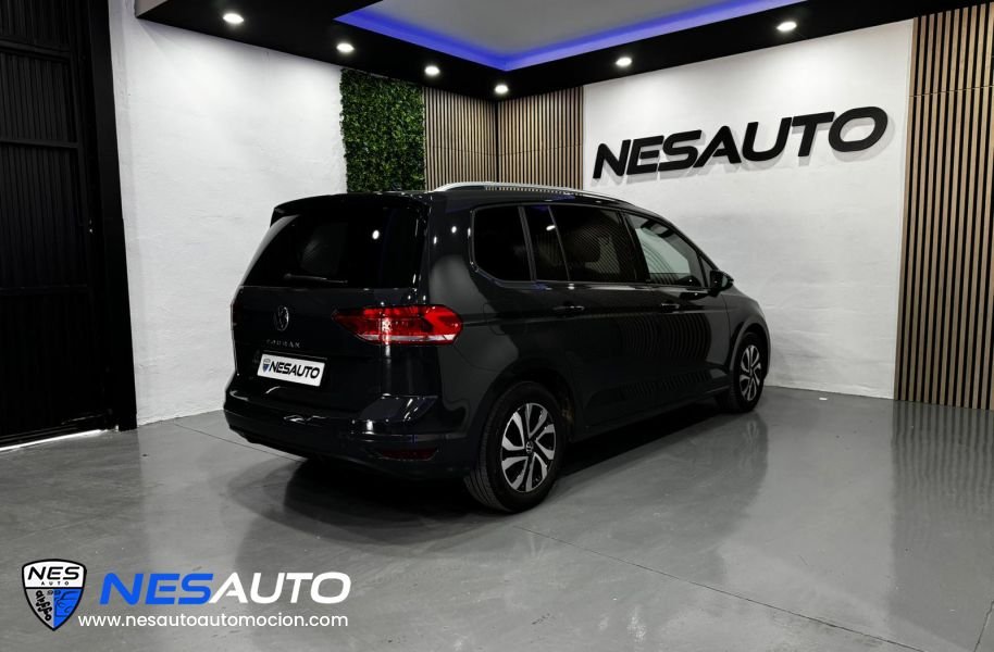 VOLKSWAGEN TOURAN 2.0TDI