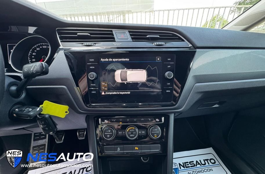 VOLKSWAGEN TOURAN 2.0TDI