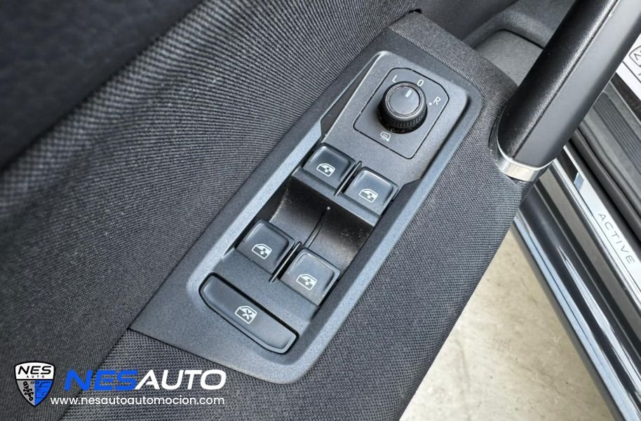 VOLKSWAGEN TOURAN 2.0TDI