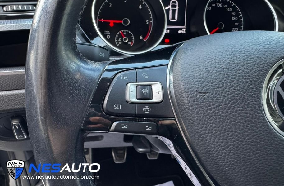 VOLKSWAGEN TOURAN 2.0TDI