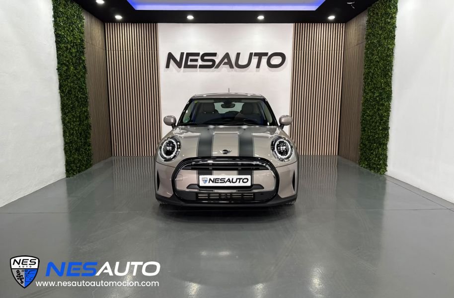 MINI Cooper 5 puertas Automático